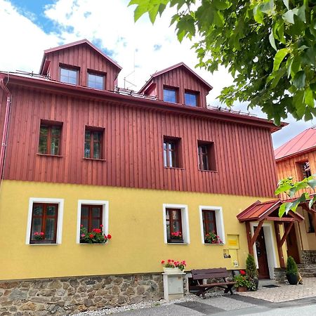 Penzion Pohadka Zelezna Ruda Exterior photo