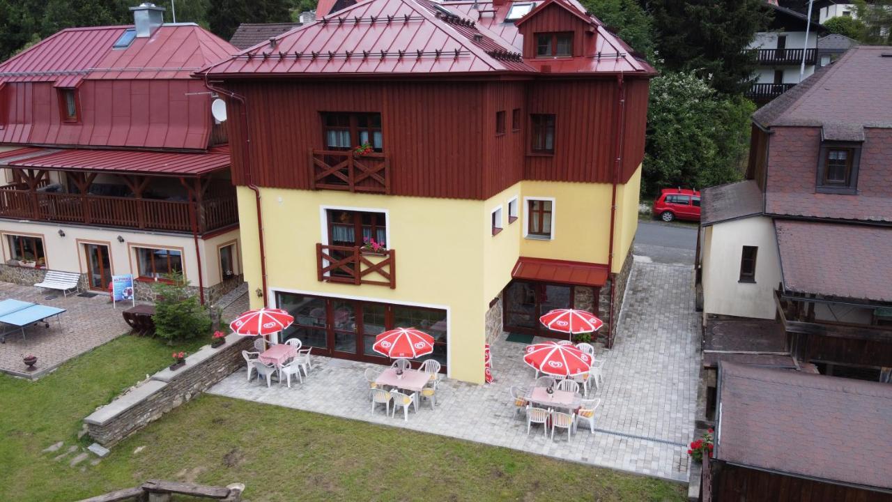 Penzion Pohadka Zelezna Ruda Exterior photo