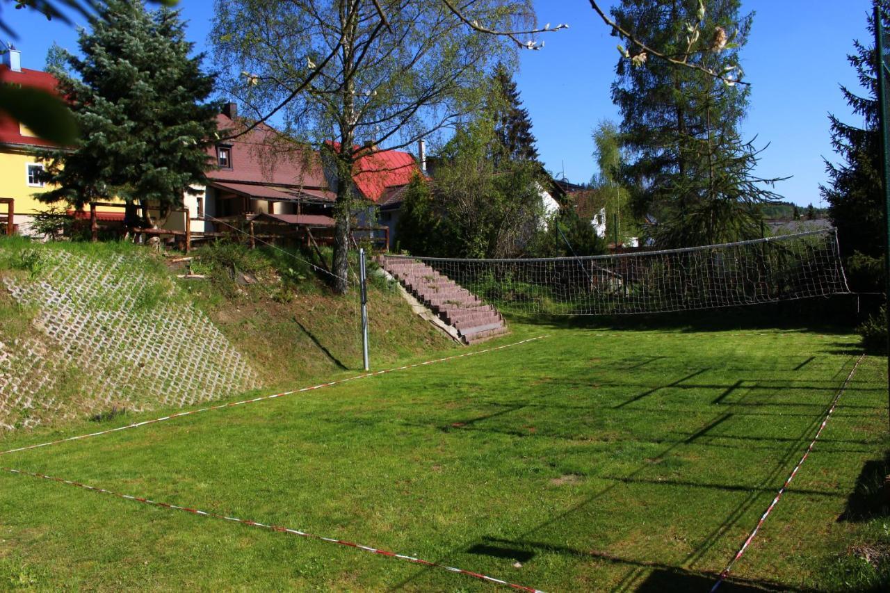 Penzion Pohadka Zelezna Ruda Exterior photo